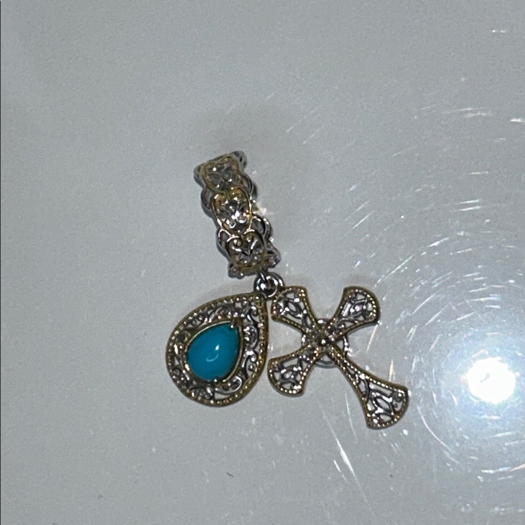 Nwot Gems En Vogue Sterling Silver Genuine Turquoise 14 Gold Accent Cross Charm